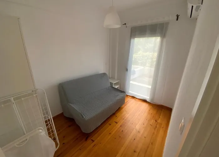 F.r. House Appartement
